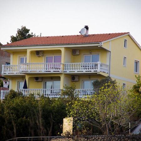 Janja Apartamento Krk Island Exterior foto